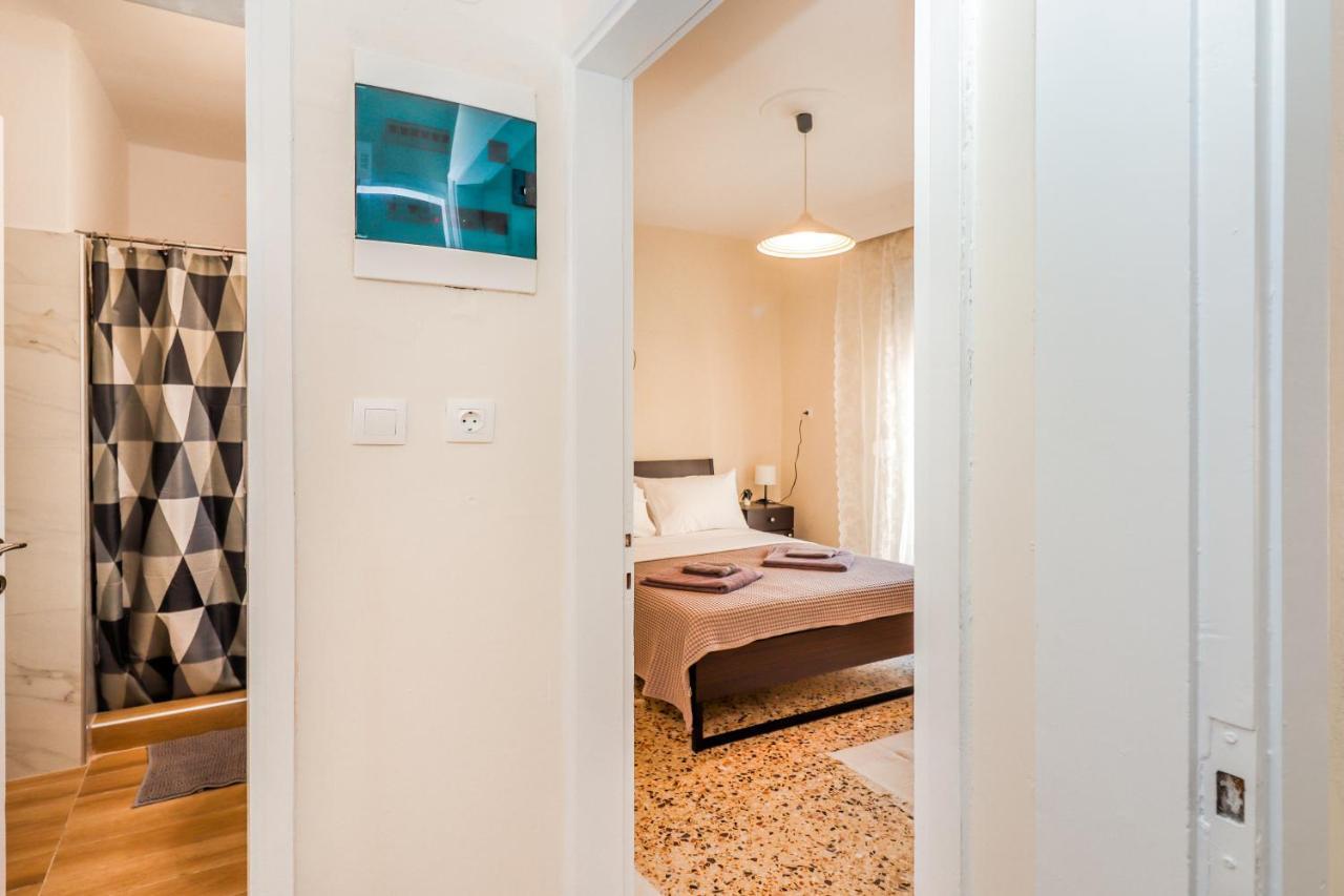 Grand Apartment Next To Center 3Bd 110Sqm テッサロニキ エクステリア 写真