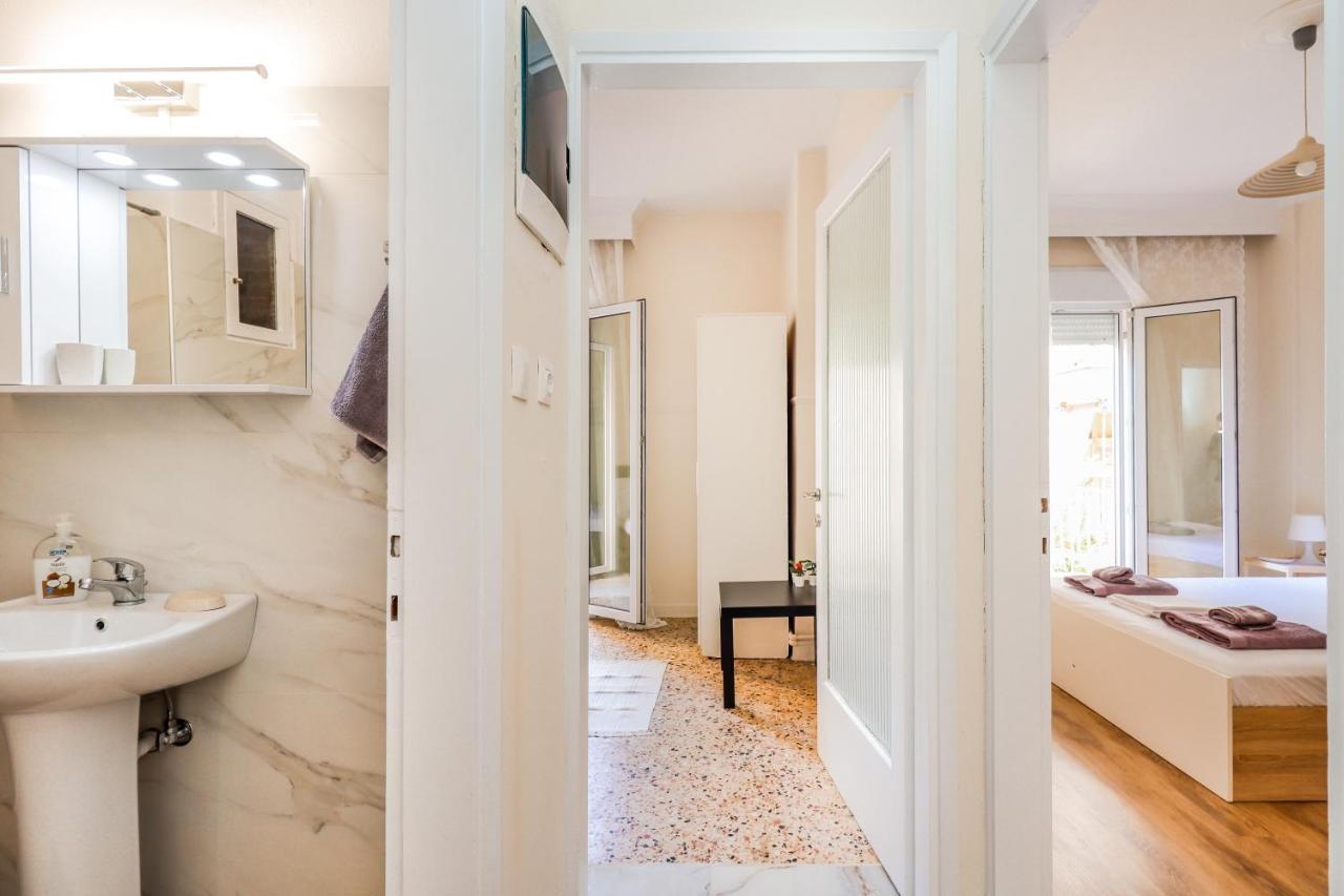 Grand Apartment Next To Center 3Bd 110Sqm テッサロニキ エクステリア 写真